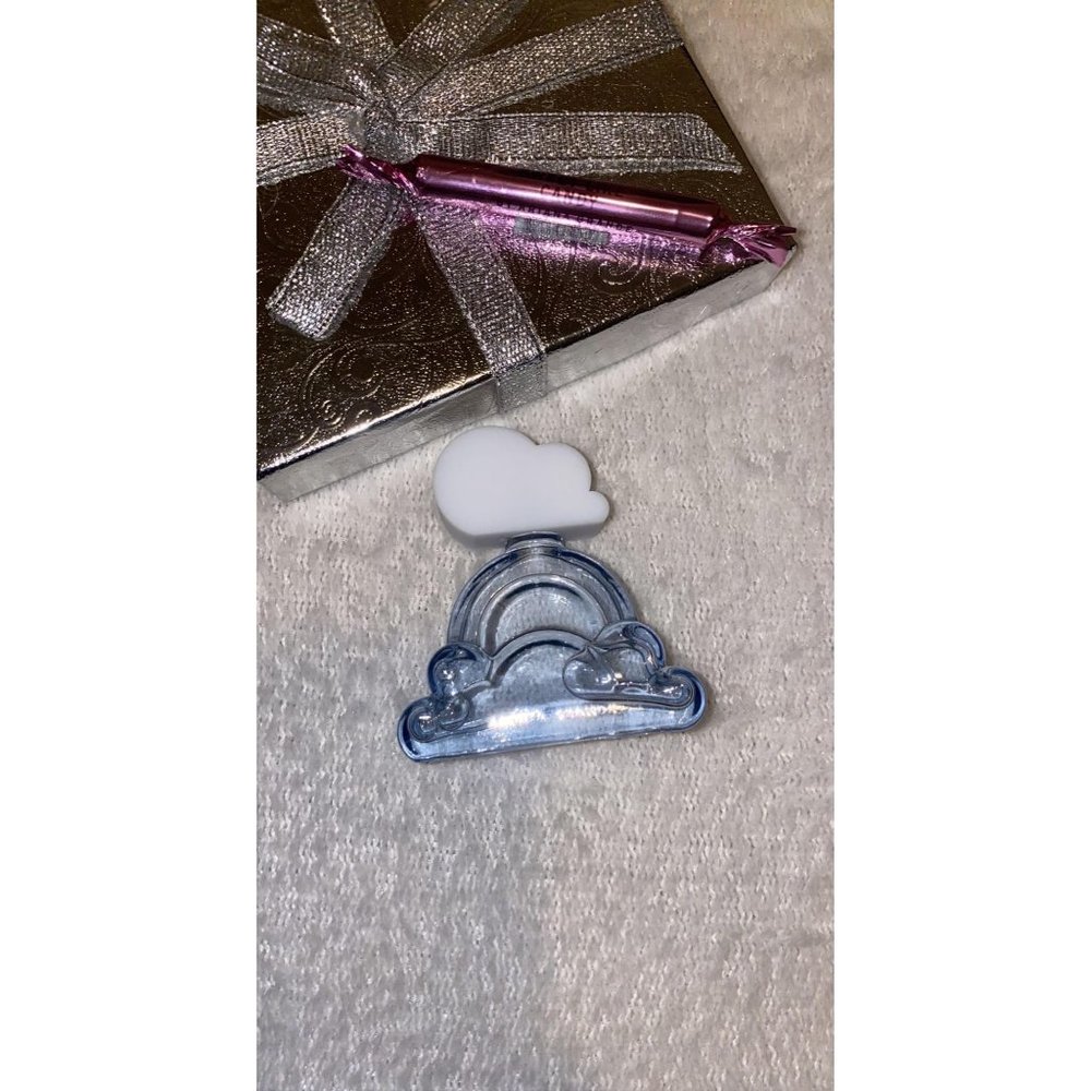 Ariana Grande Cloud Mini